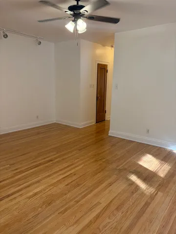 $1,375 | 7635 South Yates Boulevard, Unit 2N, Chicago, IL 60649