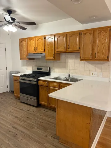 $1,375 | 7635 South Yates Boulevard, Unit 2N, Chicago, IL 60649