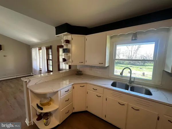$450,000 | 415 East Willow Street, Elizabethtown, PA 17022