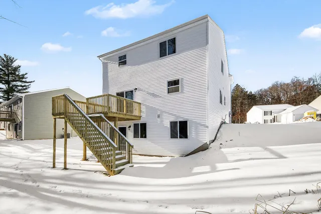 $349,900 | 1200 Cedarwood Street, Greenville, MI 48838