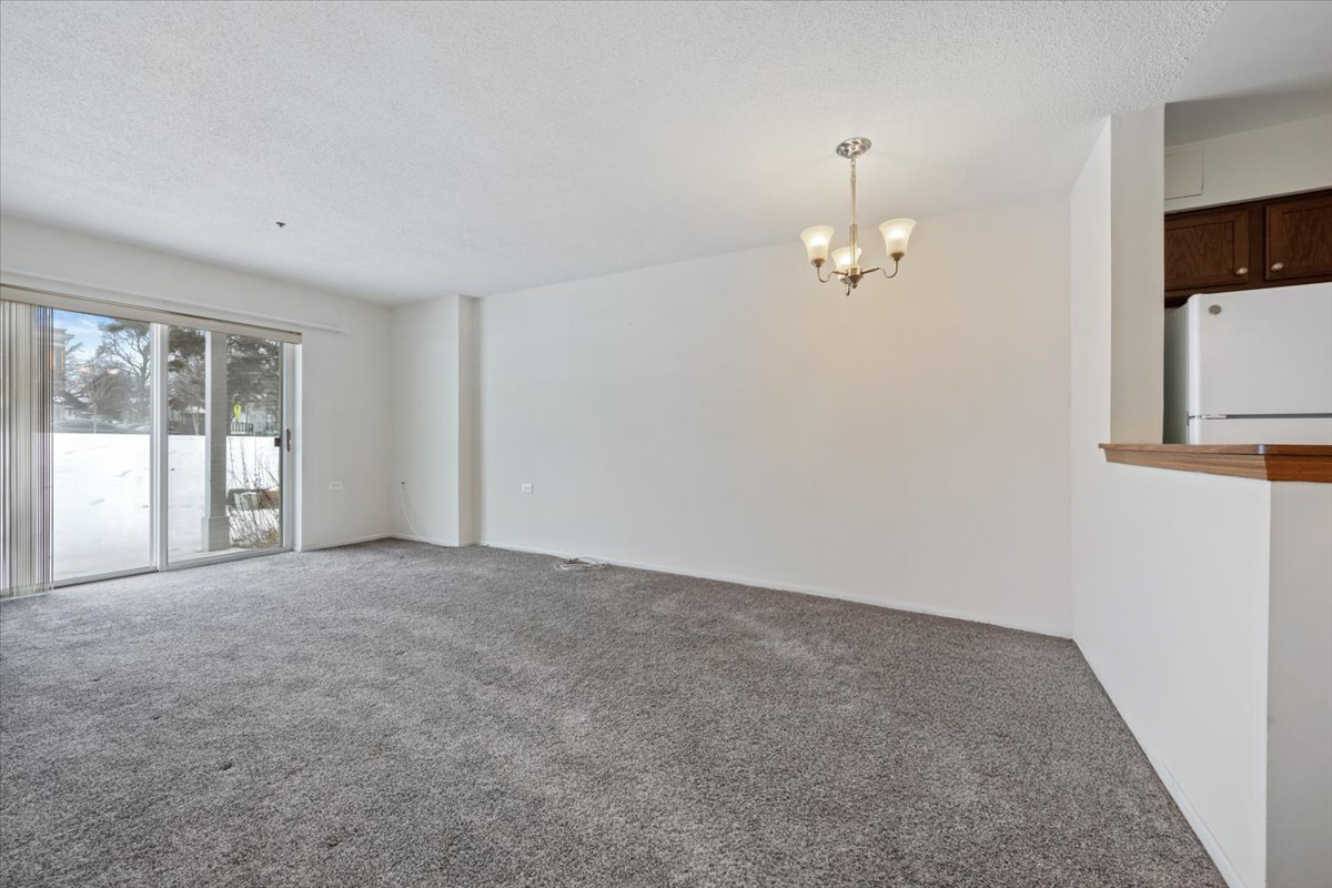 800 Ridge Road, Unit 117 Wilmette, IL 60091 - Photo 3 of 17