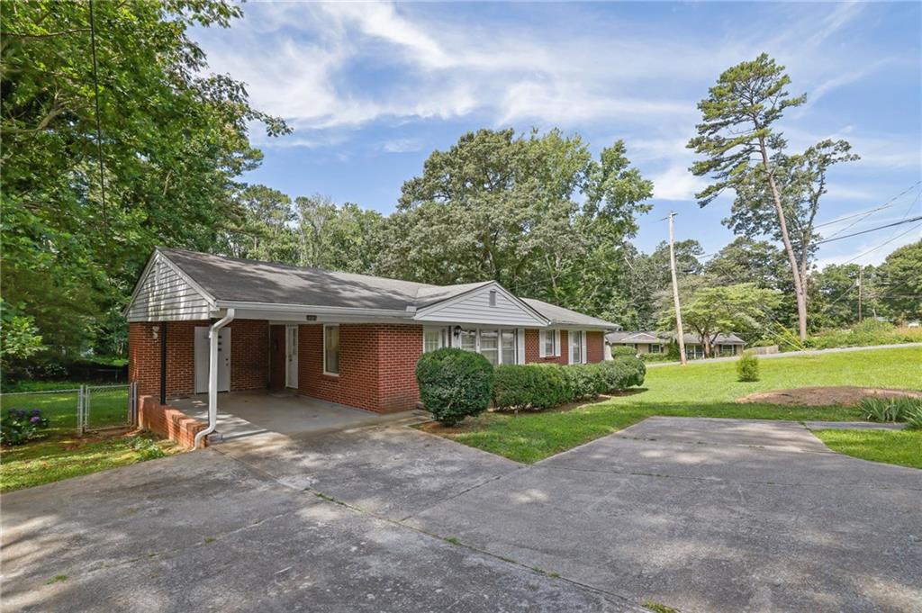 118 Hurt Road Southeast Smyrna, GA 30082 - Photo 2 of 30