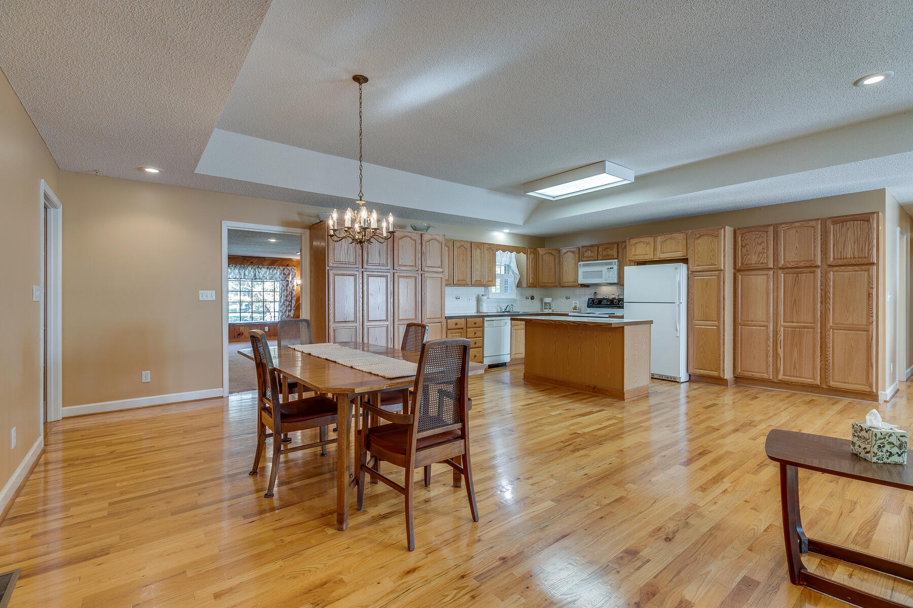 110 Ridgeview Drive Gray, TN 37615 - Photo 14 of 50 012