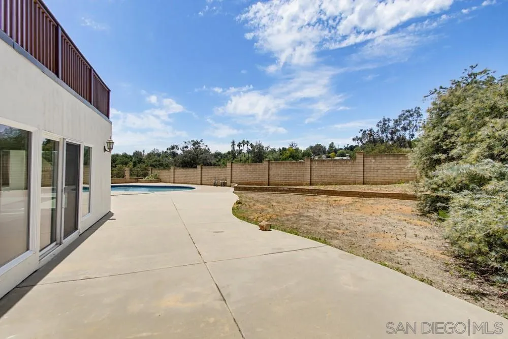 171 Dawn View Way El Cajon, CA 92021 - Photo 48 of 75