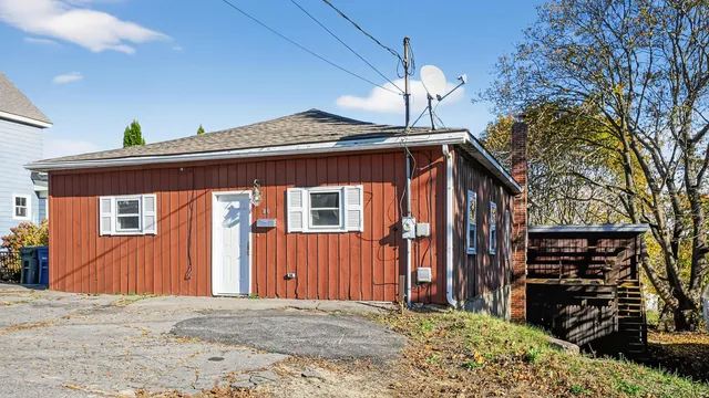 $496,000 | 26 Grandview Avenue, South Portland, ME 04106