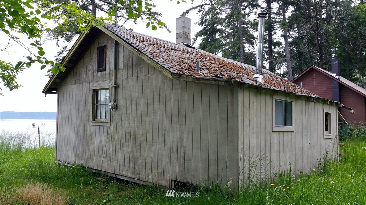 13409 Agate Beach Road Anderson Island, WA 98303 - Photo 7 of 13 Gallery Image 7