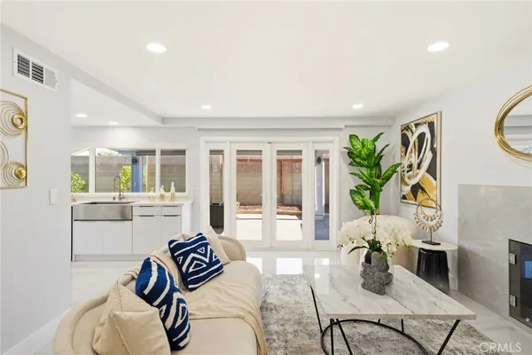 $1,495,888 | 9810 Calendula Avenue, Westminster, CA 92683