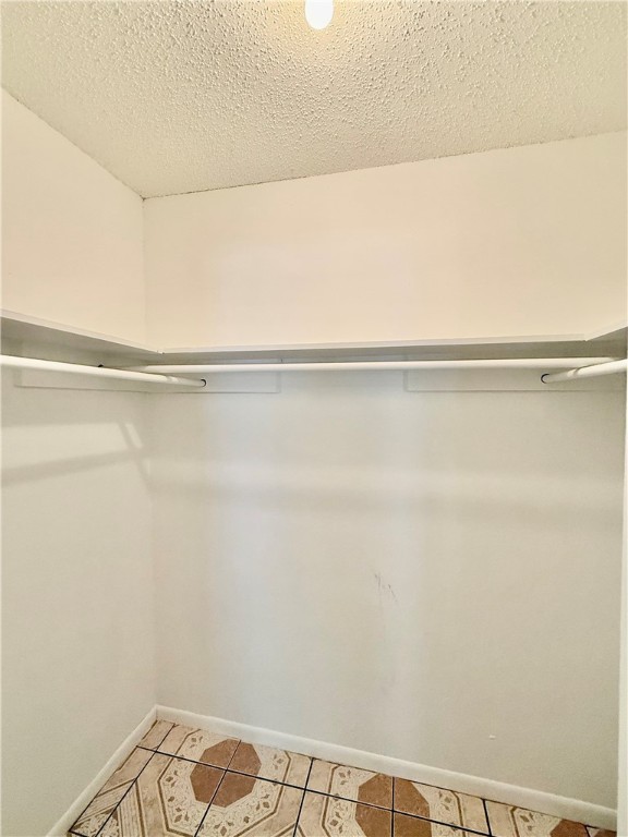 5241 Snowgoose Road Corpus Christi, TX 78413 - Photo 19 of 24 a close up view of a shower