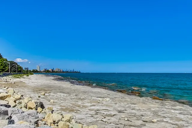 $210,000 | 6700 South South Shore Drive, Unit 11A, Chicago, IL 60649