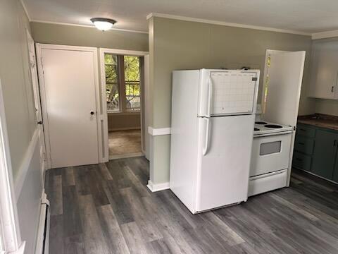 41 Bay Street Waterville, ME 04901 - Photo 4 of 12 123_1_4628