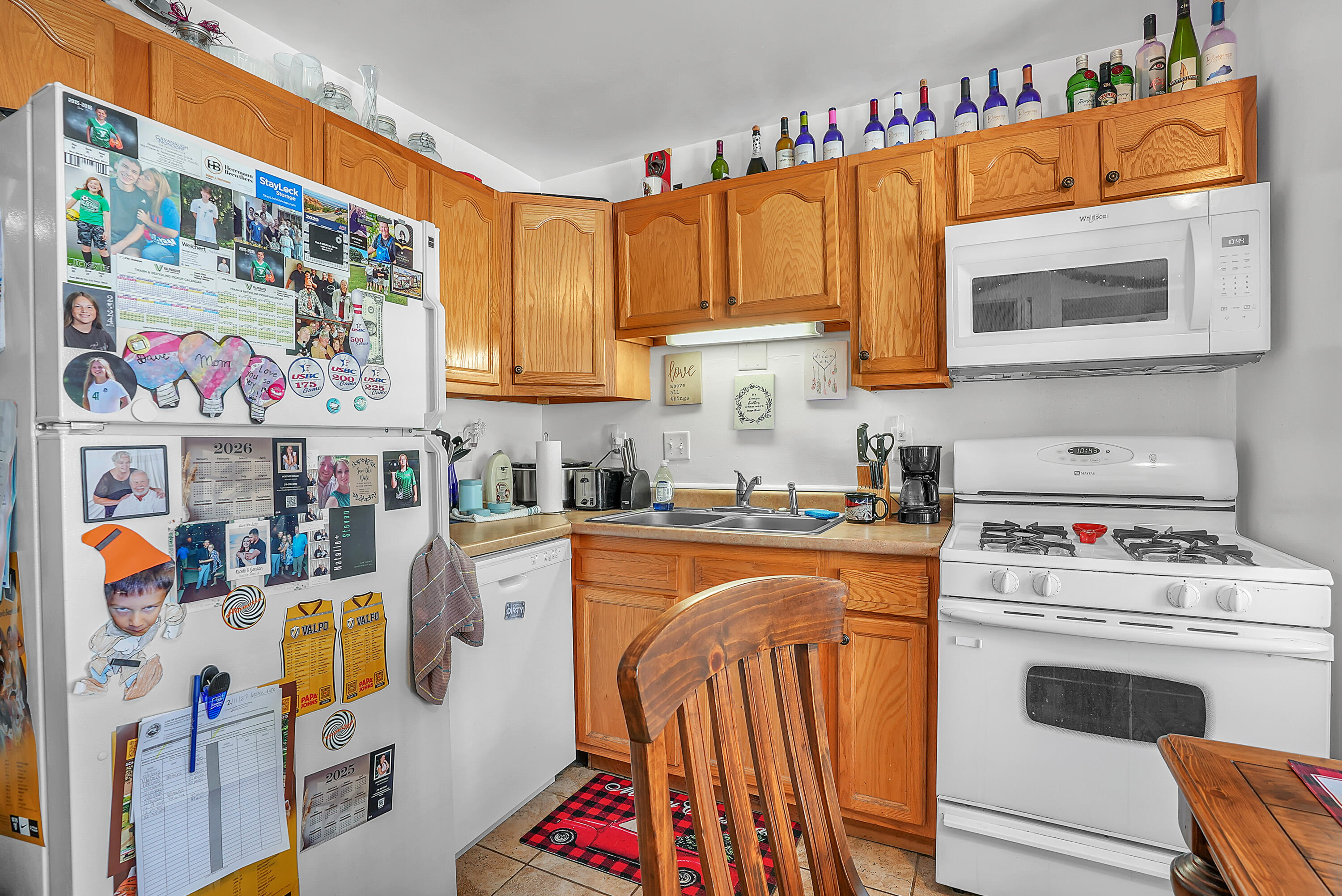 2201 Sturdy Road Valparaiso, IN 46383 - Photo 4 of 27 3000x2003