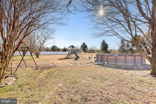 a view of outdoor space with city view