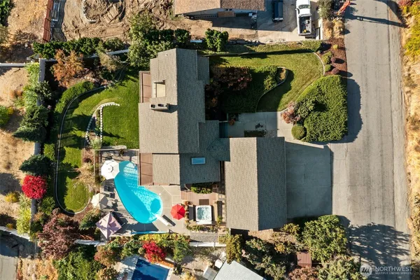 $899,000 | 606 Skiview Drive, East Wenatchee, WA 98802