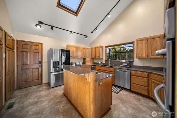 $899,000 | 606 Skiview Drive, East Wenatchee, WA 98802