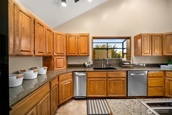 $899,000 | 606 Skiview Drive, East Wenatchee, WA 98802