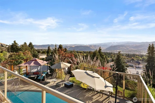$899,000 | 606 Skiview Drive, East Wenatchee, WA 98802