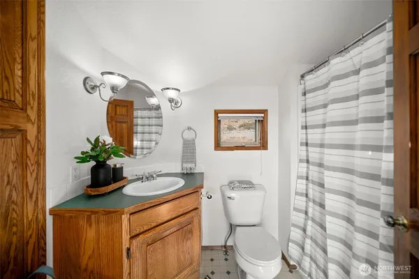 $899,000 | 606 Skiview Drive, East Wenatchee, WA 98802