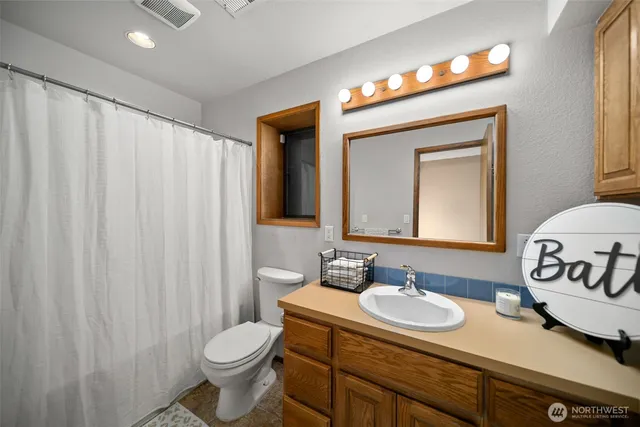 $939,900 | 606 Skiview Drive, East Wenatchee, WA 98802