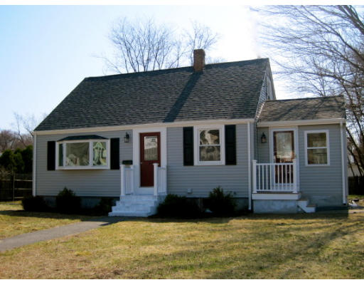 24 Cameron Road Norwood, MA 02062 - Photo 1 of 22 Gallery Image 1
