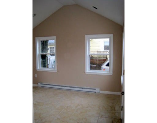 24 Cameron Road Norwood, MA 02062 - Photo 8 of 22 Gallery Image 8