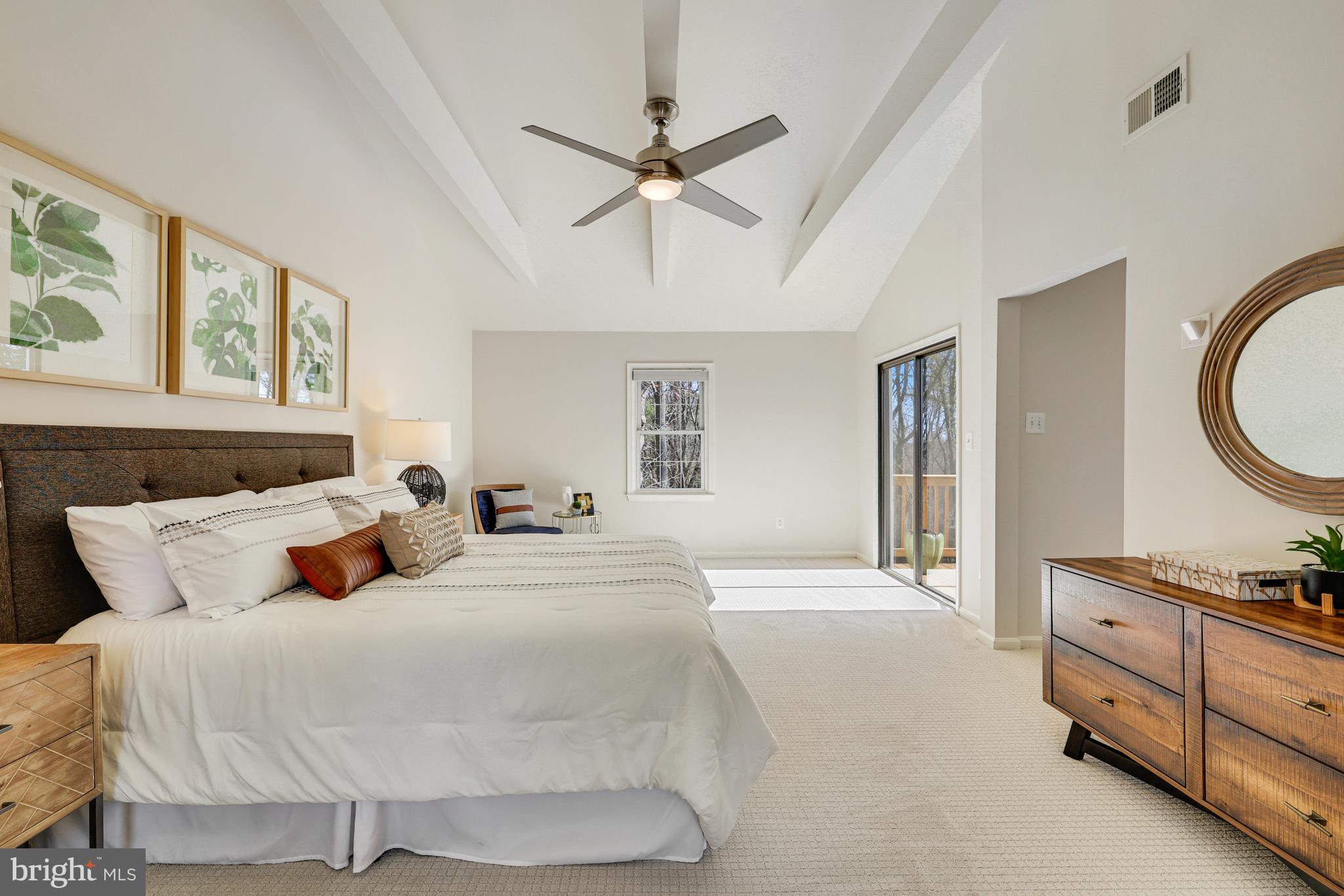 1807 Post Oak Trail Reston, VA 20191 - Photo 30 of 79 The sliding glass door leads to a private balcony.