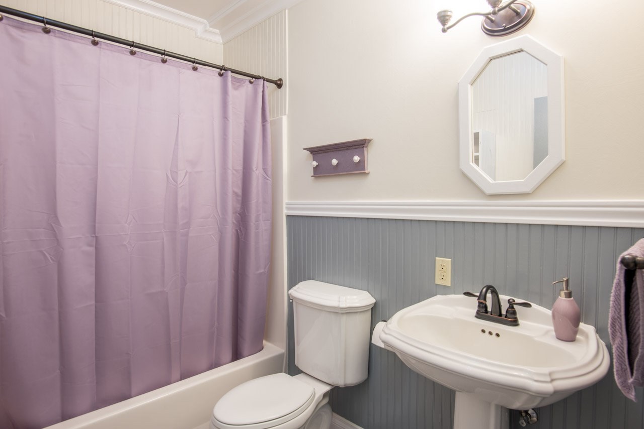 4779 Gibson Dahl Road, Unit B Clayton, WA 99110 - Photo 10 of 20 Gallery Image 10