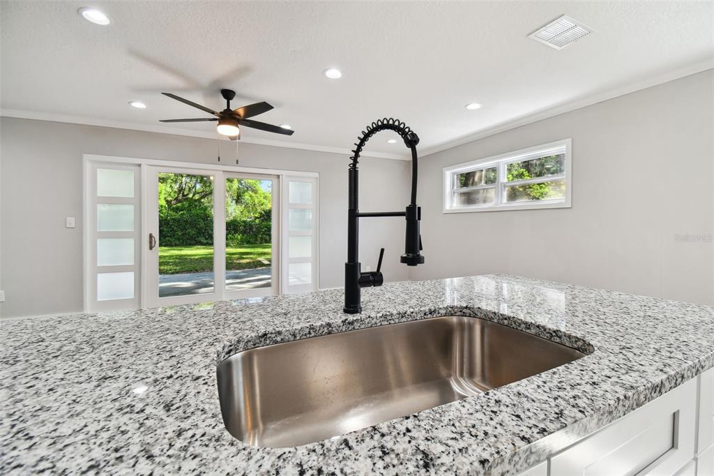 535 West Palmeden Drive Lakeland, FL 33803 - Photo 13 of 71