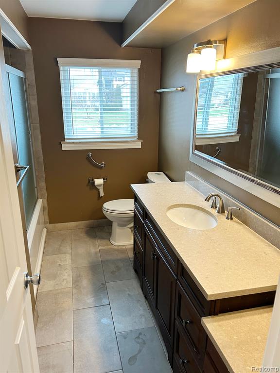 16390 Rutherland Street East Southfield, MI 48076 - Photo 15 of 28 Gallery Image 15