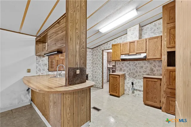 $315,000 | 1189 Vivroux Ranch Road, Seguin, TX 78155