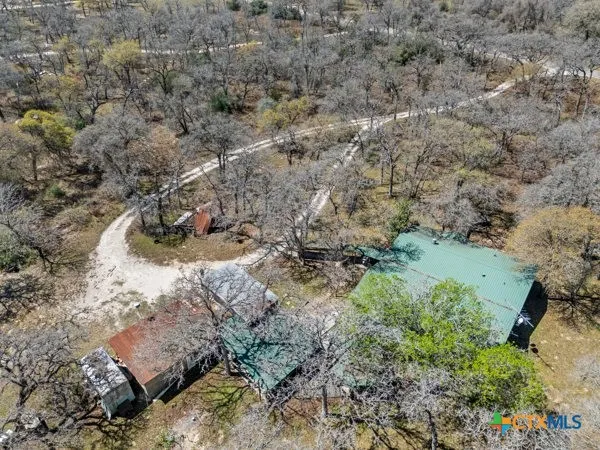 $315,000 | 1189 Vivroux Ranch Road, Seguin, TX 78155