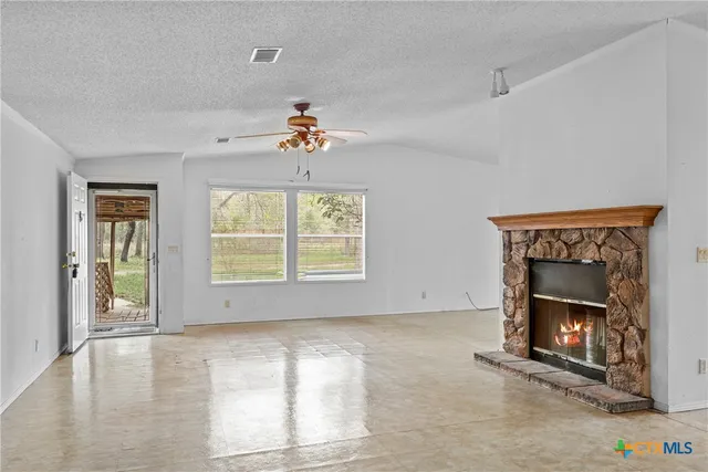 $315,000 | 1189 Vivroux Ranch Road, Seguin, TX 78155