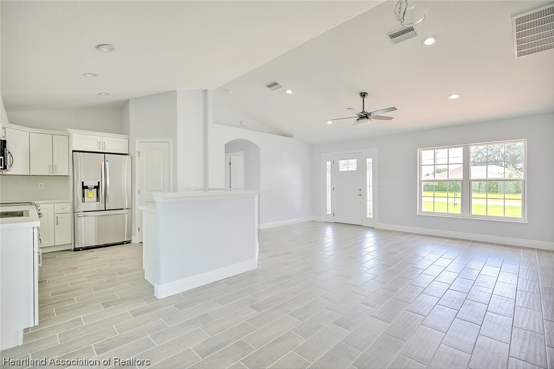 4700 Thunderbird Road Sebring, FL 33872 - Photo 8 of 30 Gallery Image 8