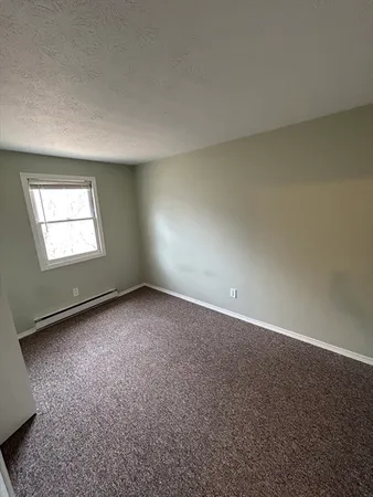 $1,600 | 99 Lawrence Street, Unit 3, Palmer, MA 01069