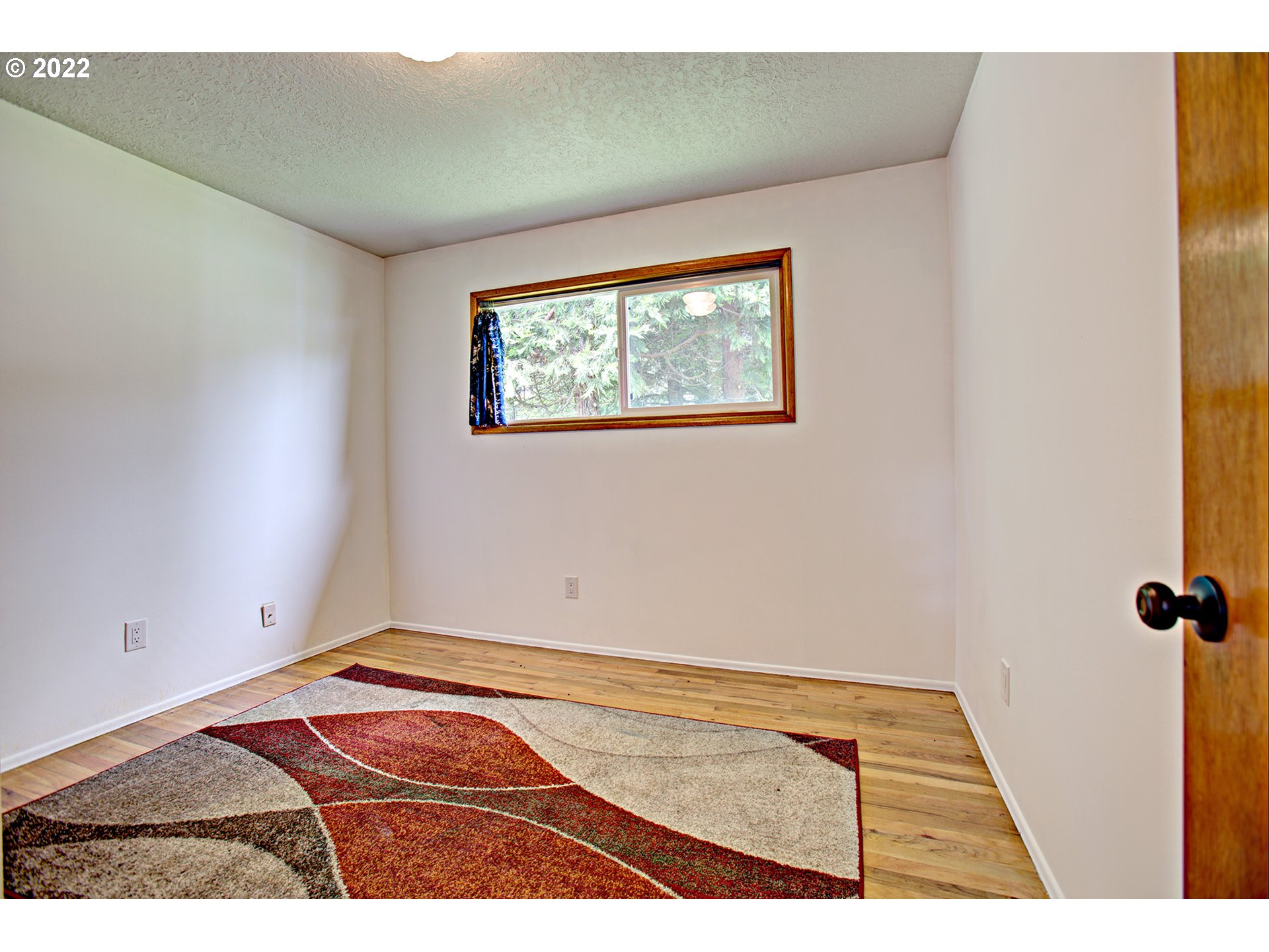 708 Southwest Maplecrest Court Portland, OR 97219 - Photo 18 of 27 Gallery Image 18