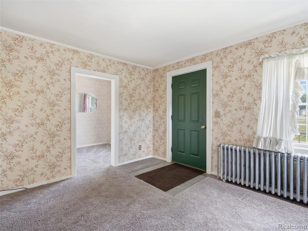 216 Bush Street Howell, MI 48843 - Photo 2 of 35