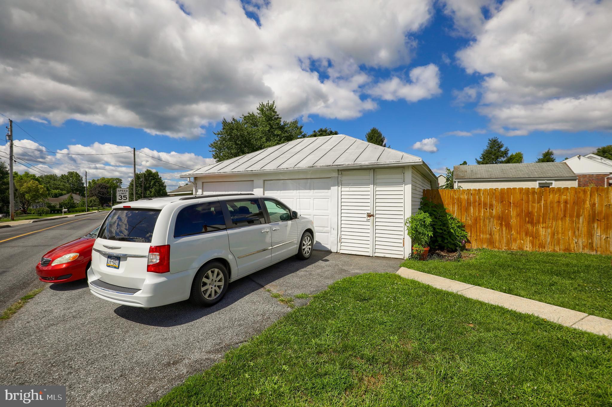 10 Rock Road Ephrata, PA 17522 - Photo 4 of 25