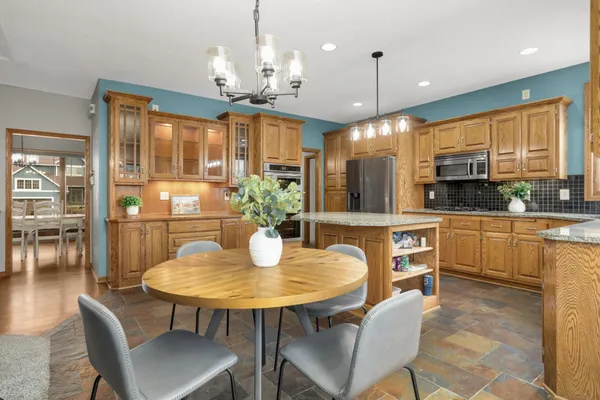 $675,000 | 18481 98th Place North, Maple Grove, MN 55311