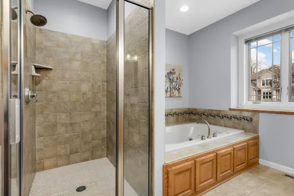 $675,000 | 18481 98th Place North, Maple Grove, MN 55311