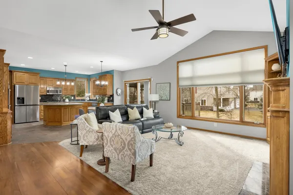 $675,000 | 18481 98th Place North, Maple Grove, MN 55311