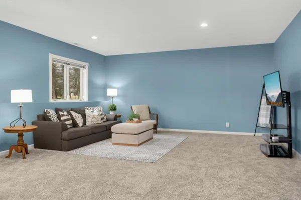 $675,000 | 18481 98th Place North, Maple Grove, MN 55311