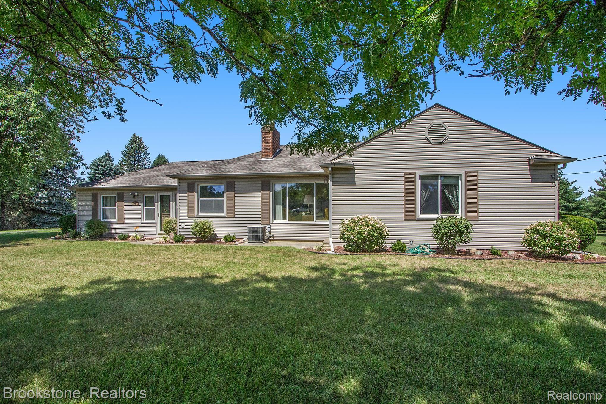 6855 Webster Road Imlay City, MI 48444 - Photo 2 of 26 IMG_6594.jpg