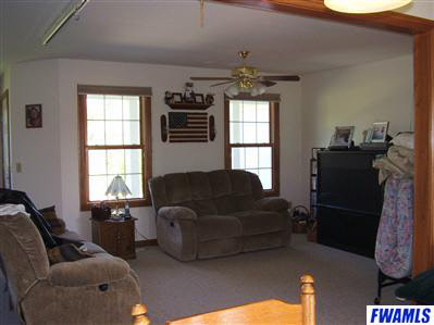 5306 Hursh Road Fort Wayne, IN 46845 - Photo 2 of 20