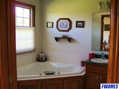 5306 Hursh Road Fort Wayne, IN 46845 - Photo 14 of 20