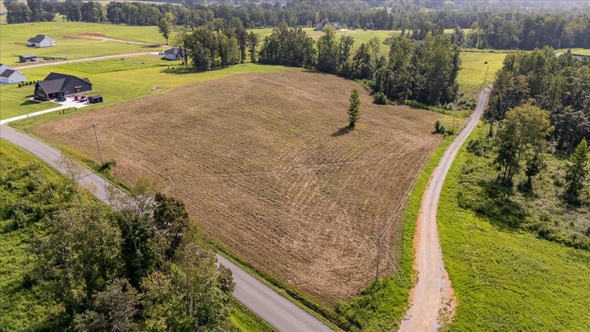 208 Beartown Road Loretto, TN 38469 - Photo 10 of 11 Gallery Image 10