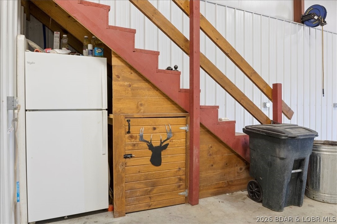 225 Highway 87 Eldon, MO 65026 - Photo 12 of 23