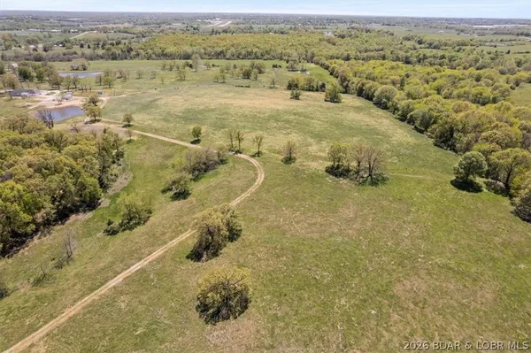 $359,000 | 225 Highway 87, Eldon, MO 65026