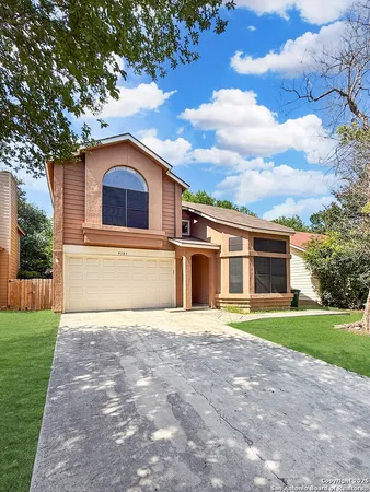 $1,700 | 9383 Village Lance, San Antonio, TX 78250
