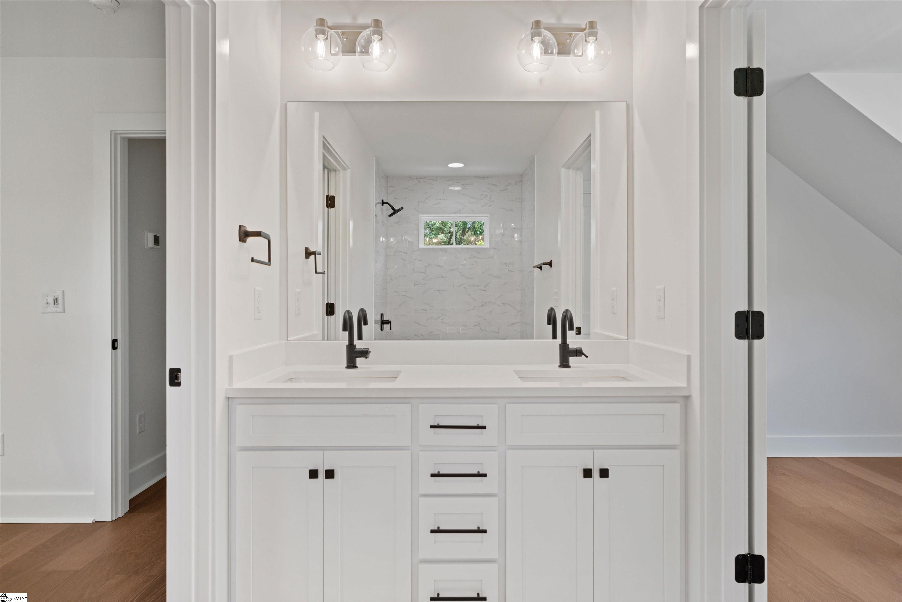 34 Lowndes Hill Road Greenville, SC 29607 - Photo 18 of 24