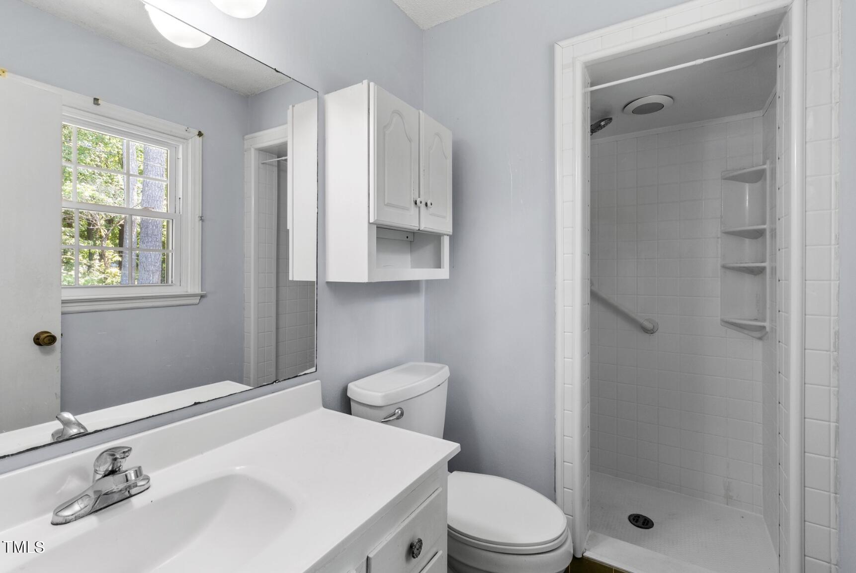 6401 Wrenwood Avenue Raleigh, NC 27607 - Photo 20 of 32 Screenshot 2024-06-12 at 5.01.03 PM