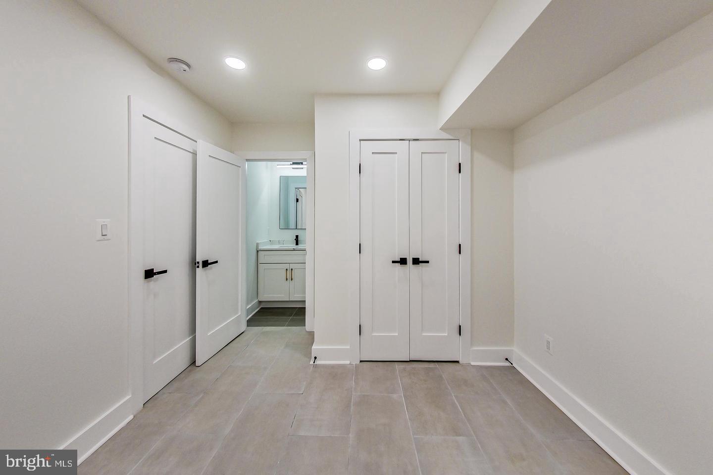 1626 K Street Northeast, Unit A Washington, DC 20002 - Photo 11 of 22 Den